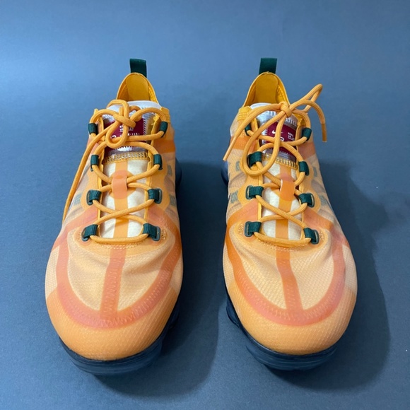 Nike Air VaporMax 2019 Utility Canyon Gold Running Shoes Men's 8.5 - Picture 2 of 6